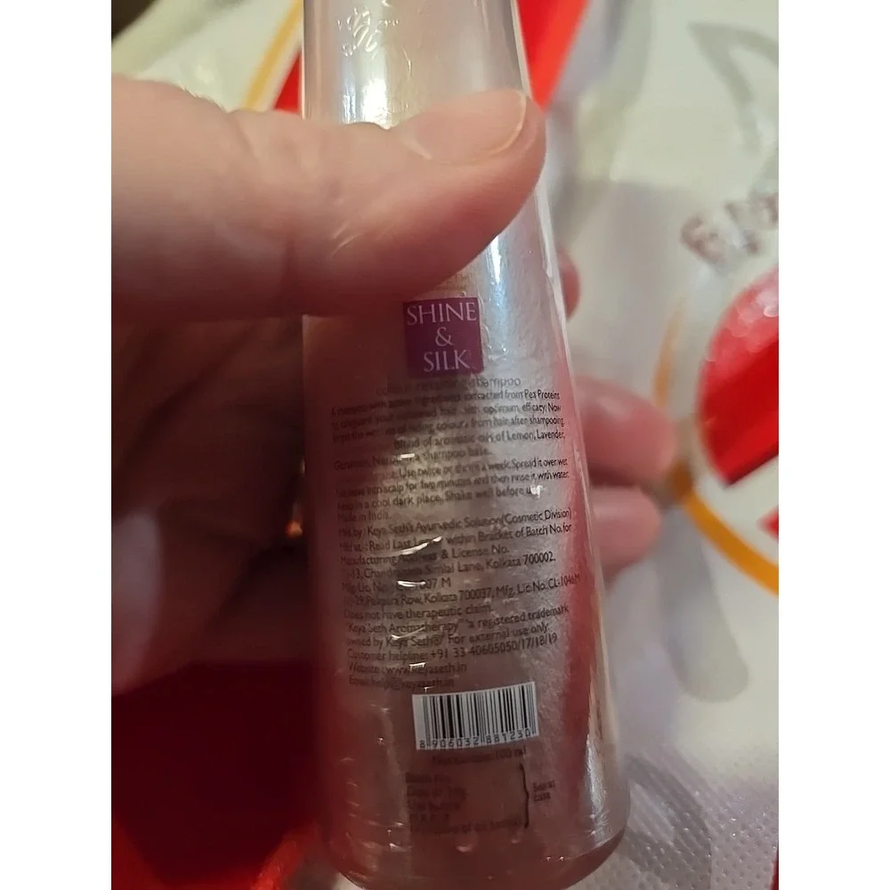 Shine & Silk Colour Retaining Shampoo 100ml by KEYA SETH AROMATHERAPY NIPS